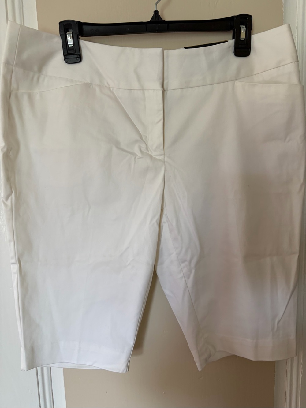 Worthington White Modern Fit Bermuda Shorts